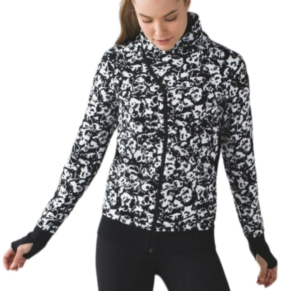 Lululemon Cozy Cuddle Up Sweatshirt Jacket Floral Fleece Lined Size 8 - Picture 1 of 16